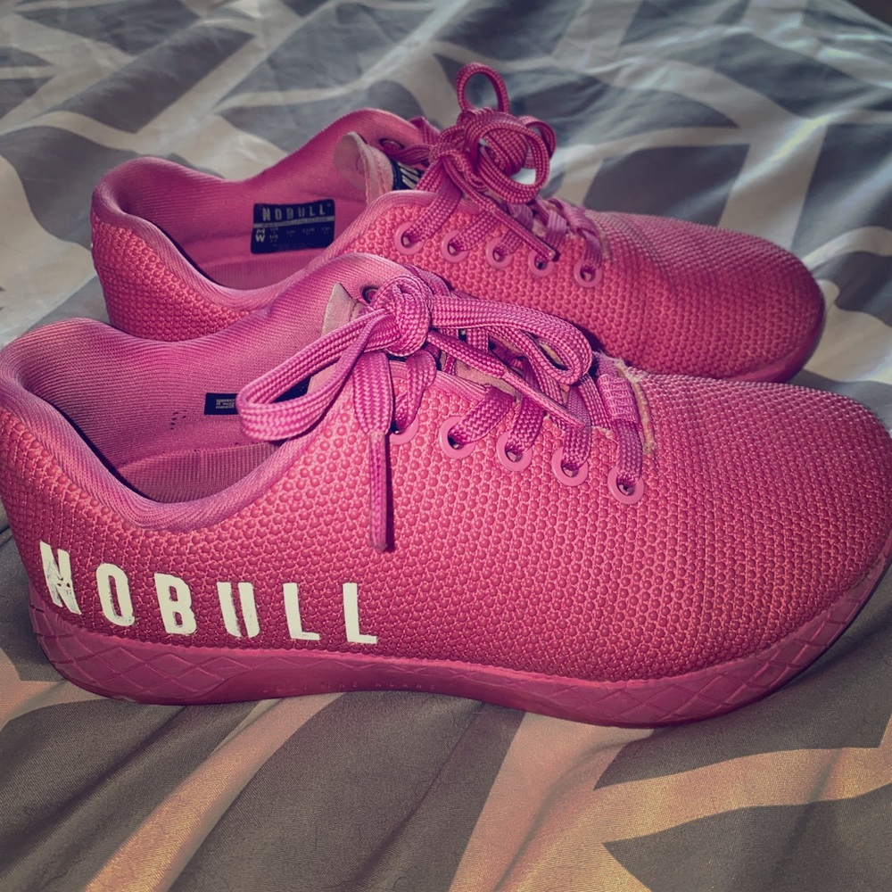 PINK NO BULL SHOES LIMITED EDITION🔥 6.5